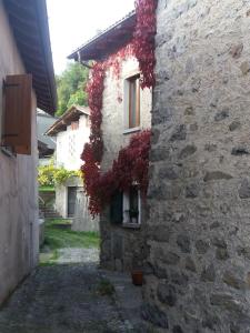 Casa Carla, Velzo