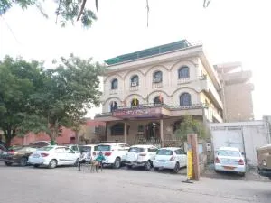 Hotel Taj Plaza, VIP Road, Agra - Vrindavan