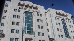 Sandy palace Hotel