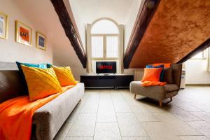 -Porta Susa - Centro- Elegante Mansarda x5 - Wi-Fi