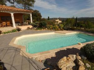 Maisons de vacances CABANON PROVENCAL EN PIERRES et ACCES PISCINE LUXE : photos des chambres