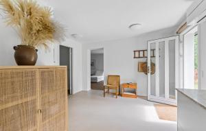 2 Bedroom Lovely Home In Vejby