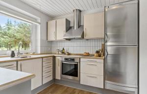 4 Bedroom Beach Front Home In Thyholm