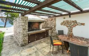 2 Bedroom Beautiful Home In Novo Selo - Novo Selo