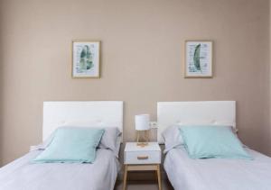 Townhouse with pool and sea view in Callao Salvaje