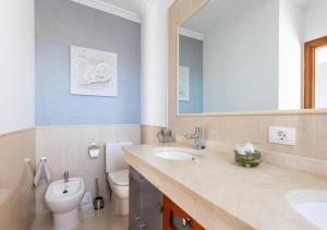 Townhouse with pool and sea view in Callao Salvaje