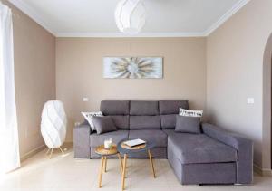 Townhouse with pool and sea view in Callao Salvaje