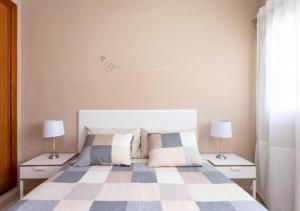 Townhouse with pool and sea view in Callao Salvaje