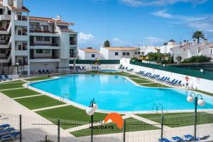 #212 Vila Magna 106B by Home Holidays