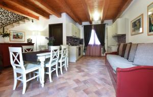 Cozy Home In Partinico With Wifi