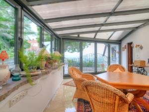 Apartment Am Dohlenberg - Steintisch by Interhome