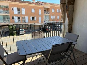 Appartements Appartement Bormes : Appartement 1 Chambre avec Terrasse