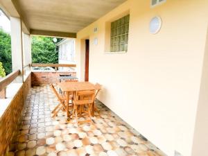 Anh Dao-Disneyland-Parking Gratuite et Terrasse