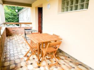 Anh Dao-Disneyland-Parking Gratuite et Terrasse