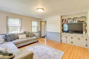 Spacious East Haddam Retreat with Private Pool!