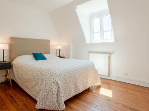 Maisons de vacances Holiday Home Villa Deauville by Interhome : photos des chambres