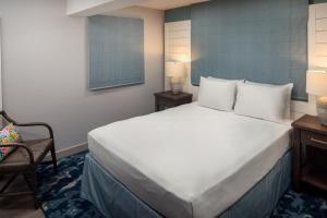 Surfside Hotel and Suites