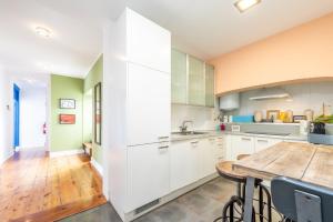 GuestReady - Groovy Fanqueiros