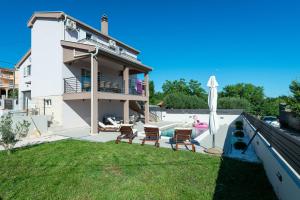 Villa Cvita with pool 