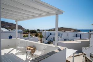 ALASI Tinos Jacuzzi Hotel