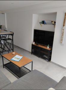Maisons de vacances Maison Cosy Calme Central Bus Lac Kir : photos des chambres