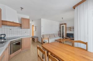 Apartment in Sukošan with Seaview, Terrace, Air condition, WIFI (3495-4)