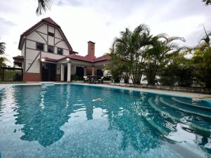 Private Pool Villa 931 - Fong Homestay - Ubytování bez kategorie ve městě Kampong Alor Gajah