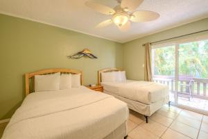 Parrots Paradise 110