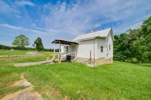 Serene McEwen Cottage about 2 Mi to Golf Course! - Sugar Tree