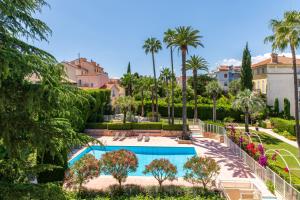 Superbe Appartement avec Piscine et Toit Terrasse