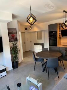 Giuseppe DESIGN - Apartment