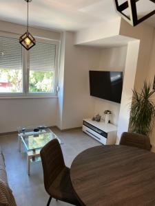 Giuseppe DESIGN - Apartment