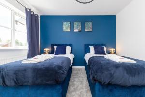 Entire House - Contractors, Families & More