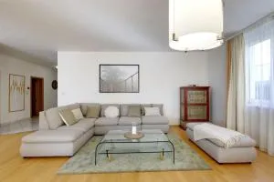 3min2centre - 2 BR, garage, view - Vinohrady