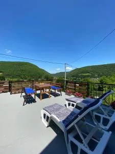 Panorama Pokoj Apartments - Mutnik