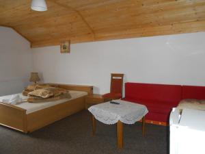 Magdalenka - pokoje w centrum