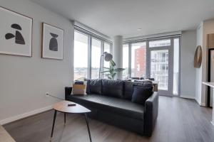 Quiet Apartment Steps from the Subway at Clarendon