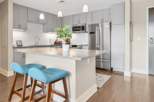 45 Asheland Avenue Unit 405