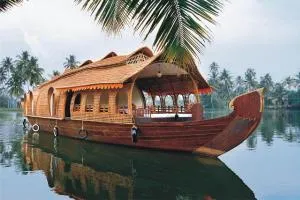 Northstar 1 Bedroom Ac Private Houseboat With All Meals - Kumarakom