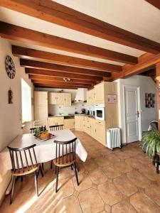 Appartements Gite de France Chez dede et lea 3 epis - Gite de France 6 personnes MAE-9414 : photos des chambres