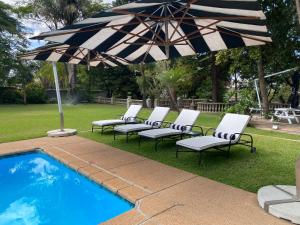 The Leslie Executive Hotel