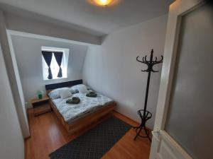 Zöld Béka Apartmanok Kölcsey III