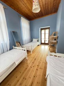 Traditional maisonette just 15 from Kalamata