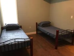 202 Private Room-Double Twin Bed in CoHi DC! - Adelphi