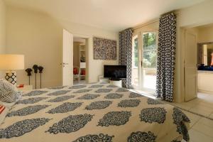 Villas Villa FrancaRoc - Vue mer au coeur des rochers : photos des chambres