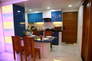 The Ample Appartment