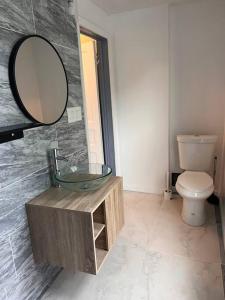 Coastal house 2 bedroom walk to the falls