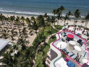 Ocean Front, With Pool, 6 People, Quinta del Mar PH502