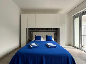 Azzurro - Beautiful and bright sea view apartment