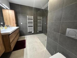 Appartements Residence Le Solea - NOUVEAU, APPARTEMENT CHALEUREUX SPA ET SAUNA MAE-5871 : photos des chambres